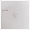 Short Endodontic Training Block Short transparent resin endodontic training block with a visible simulated root canal